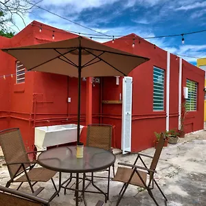 perla-roja-guesthouse.comcaribbean.com/