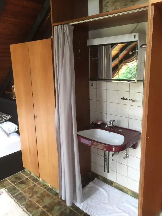 Homestay Duesseldorfer Privatzimmer Germany