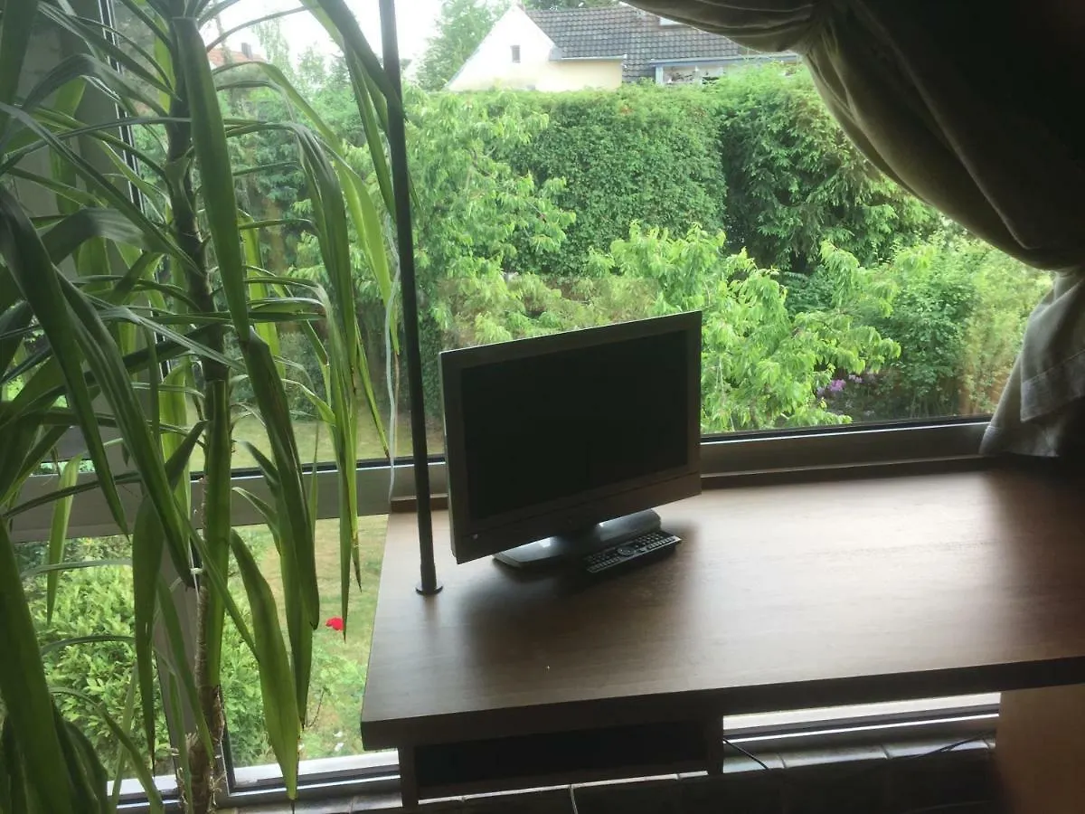 Duesseldorfer Privatzimmer 0*, Dusseldorf Germany