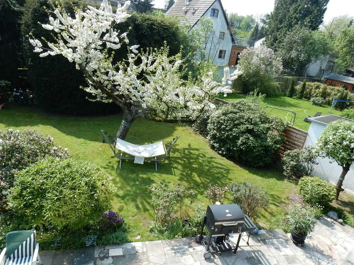 Duesseldorfer Privatzimmer 0*, Dusseldorf